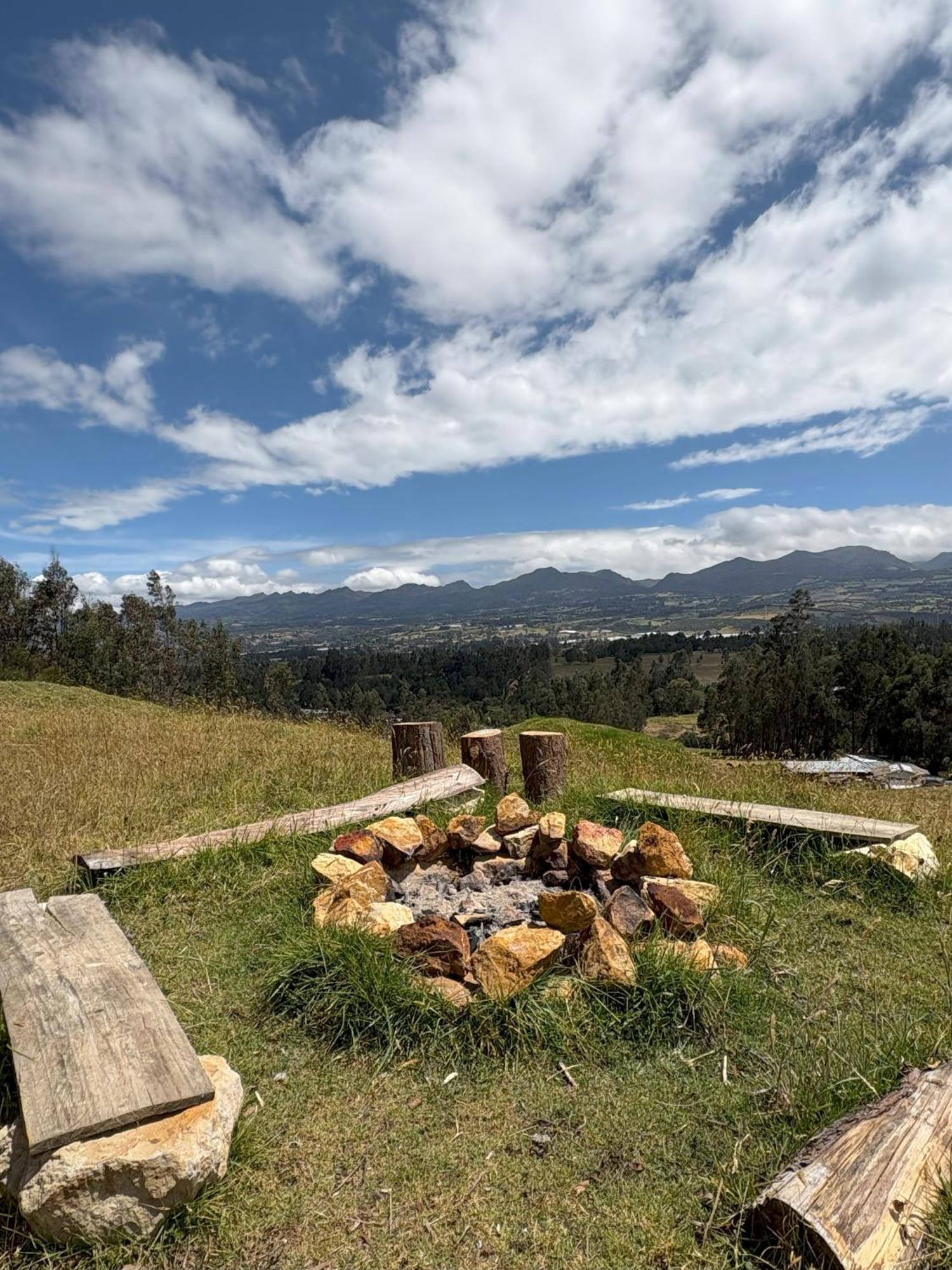 La Alejandria De Guasca Hotel ภายนอก รูปภาพ